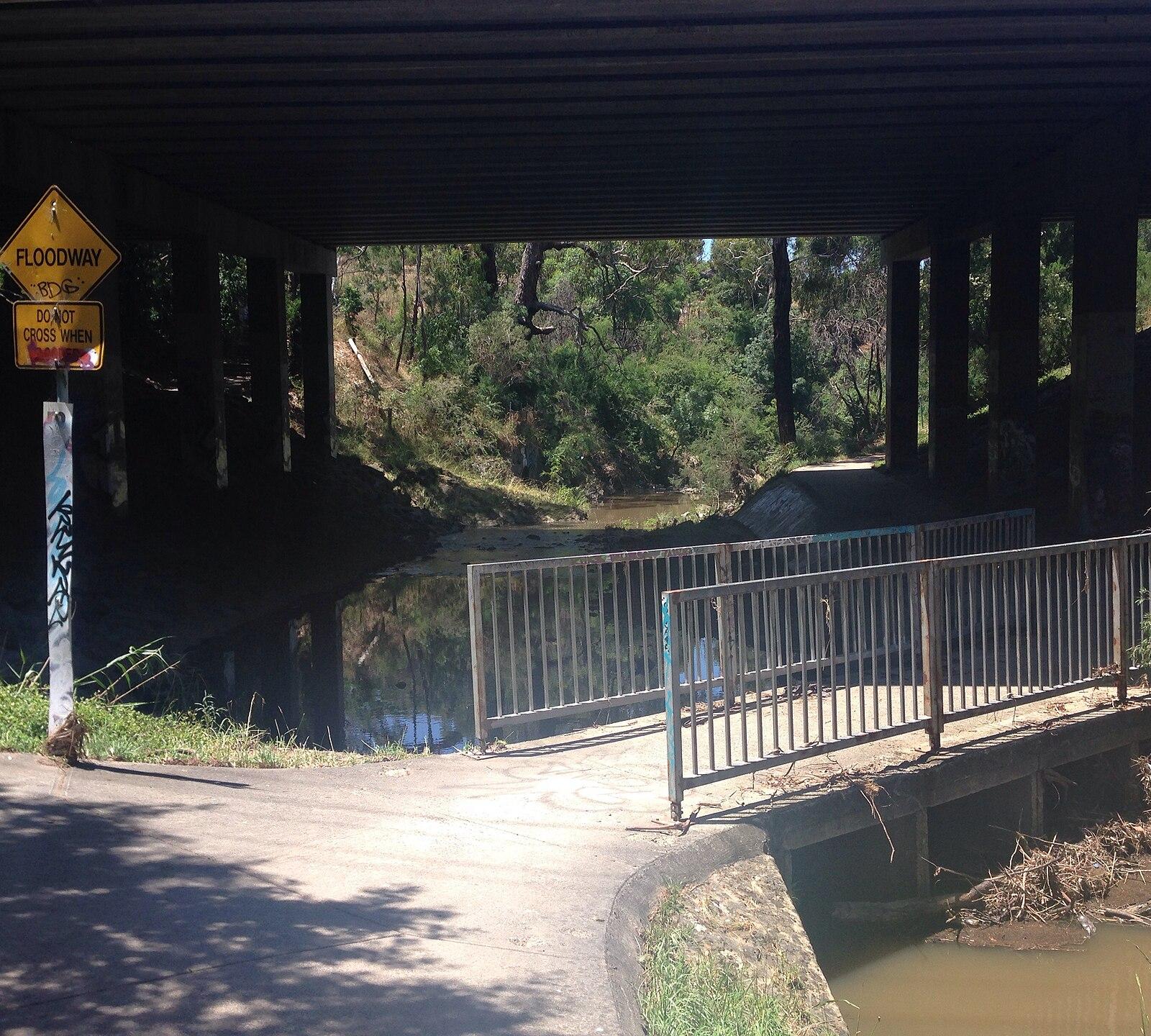 Plenty River Trail bridge under Main Street, Greensborough