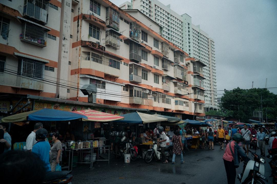 Kensington Workers Watch Closely as Global Jitters Ripple Through the Markets They Depend On