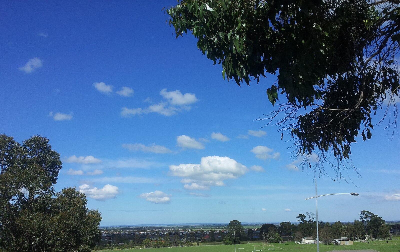 Looking South over Pakenham panoramio