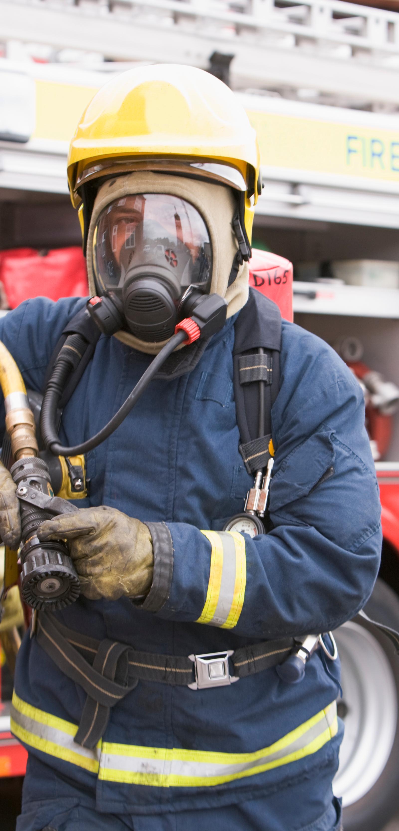 Firefighters Control 23-Hectare Altona Grasslands Blaze Threatening Homes