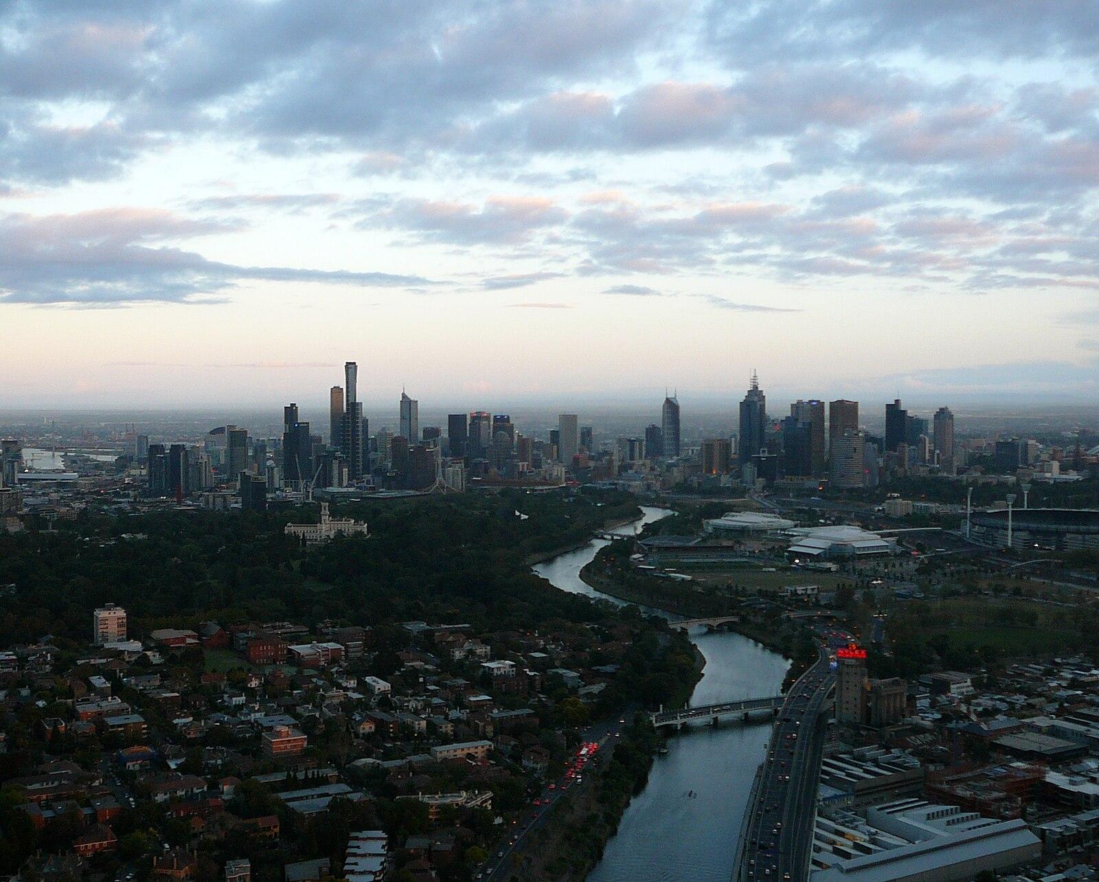 Melbourne CBD aerial from balloon 07 2007 03 05