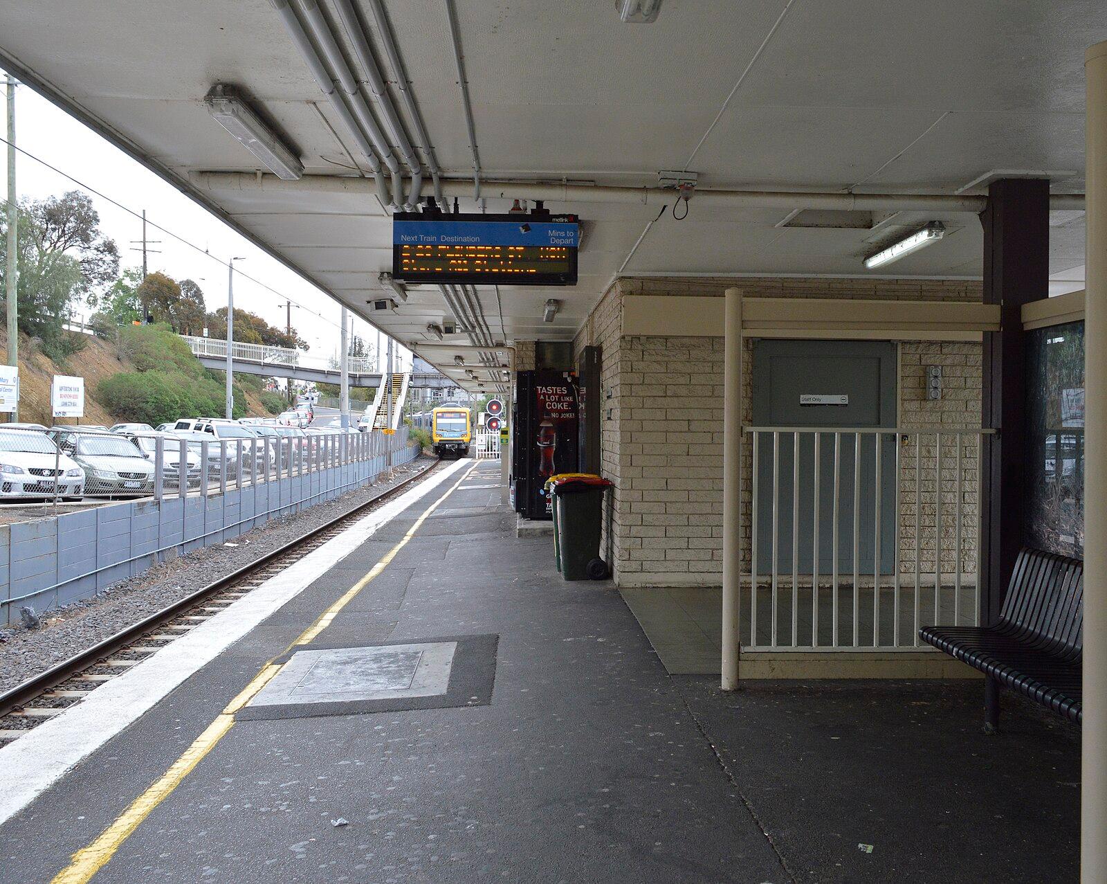Greensborough station platform