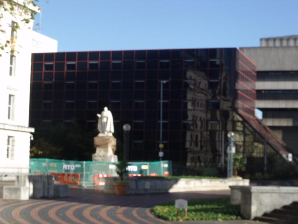 Economic Headwinds Hit Albert Park’s Growth Sector in 2026